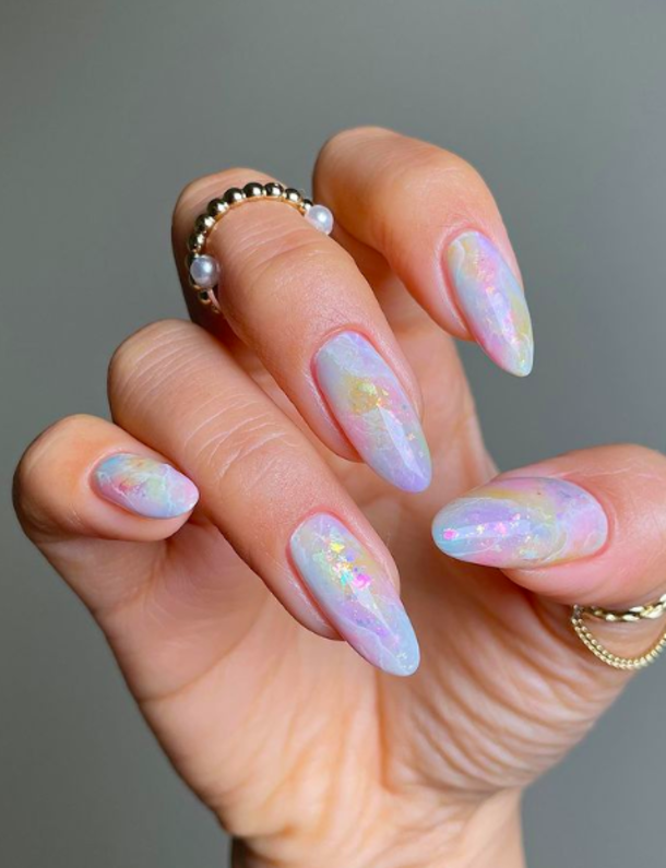 10+ Marble Nails For A Sophisticated Look - picture 7