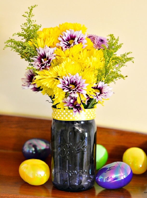 10 Mason Jar Floral Arrangement Ideas - picture 10