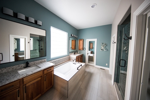10 Minimalistic Bathroom Looks That Are Impressive - picture 11