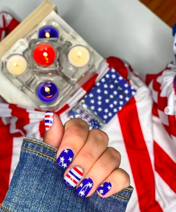 10 Must-Try 4th of July Nail Designs for 2023 - picture 10