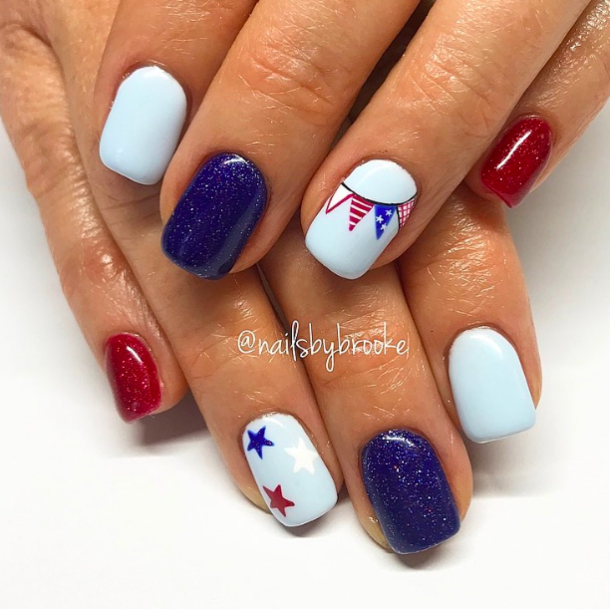 10 Must-Try 4th of July Nail Designs for 2023 - picture 2