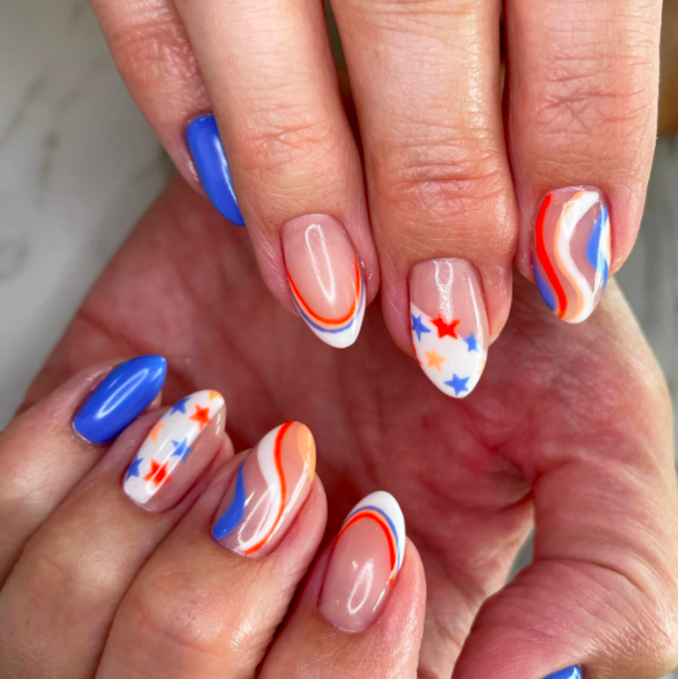10 Must-Try 4th of July Nail Designs for 2023 - picture 3