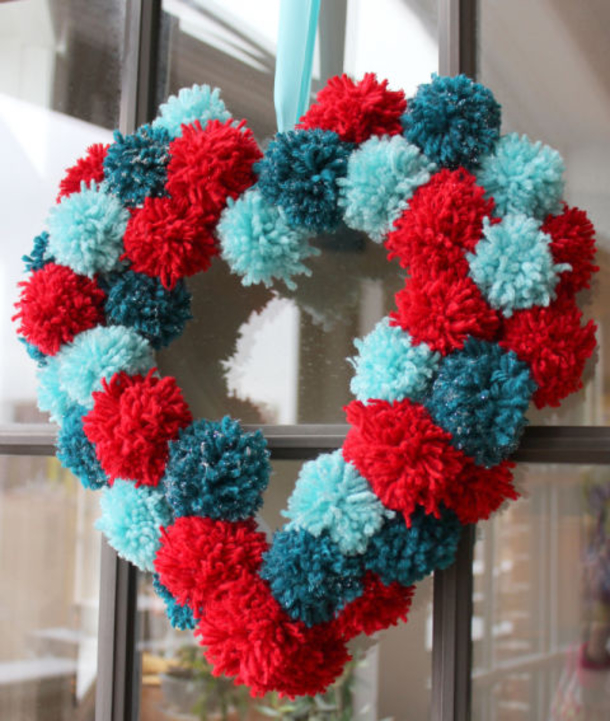 10 Oh So Sweet Valentine's Day Wreaths - picture 11