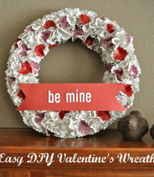 10 Oh So Sweet Valentine's Day Wreaths - picture 9