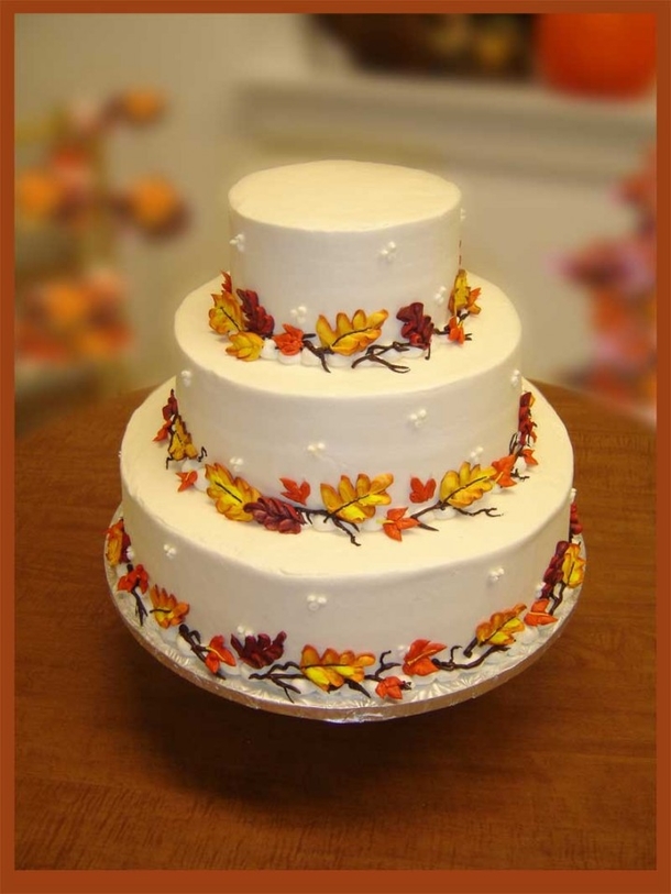 10 Perfect Wedding Cakes For The Fall - picture 10