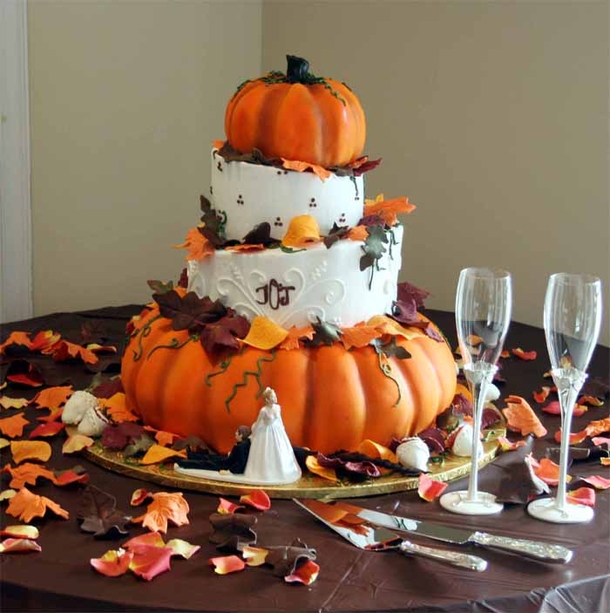 10 Perfect Wedding Cakes For The Fall - picture 9