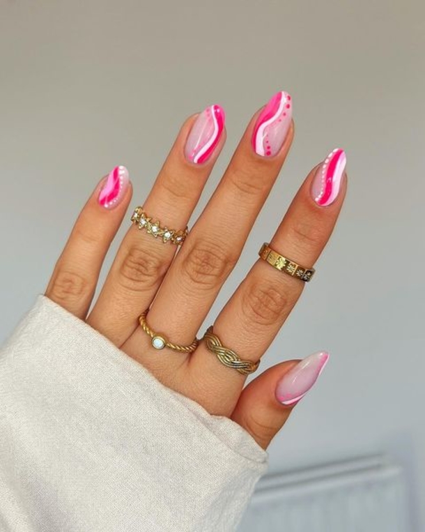 10 Pink Swirl Nails That'll Make Your Heart Twirl! - picture 4