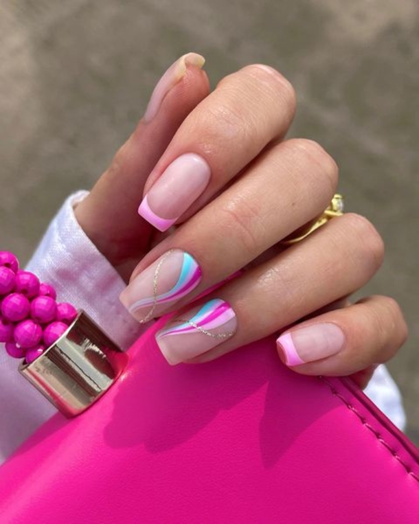 10 Pink Swirl Nails That'll Make Your Heart Twirl! - picture 6