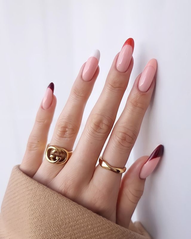10+ Popular And Trendy Holiday Nails For 2023 - picture 7