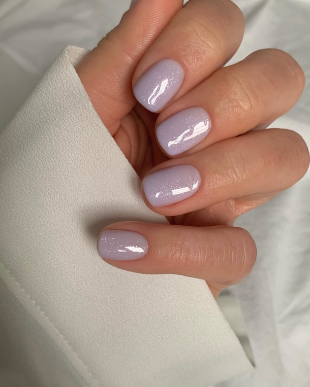 10 Pretty Short Nails That's Perfect For Any Season! - picture 7