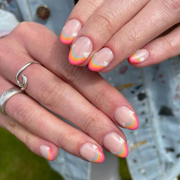 10 Rainbow Nails That Will Help Brighten Up Your Summer! - picture 2