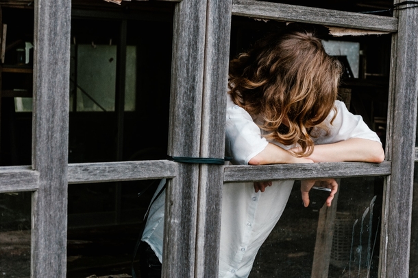 10 Sad And Hurtful Photography Images - picture 9