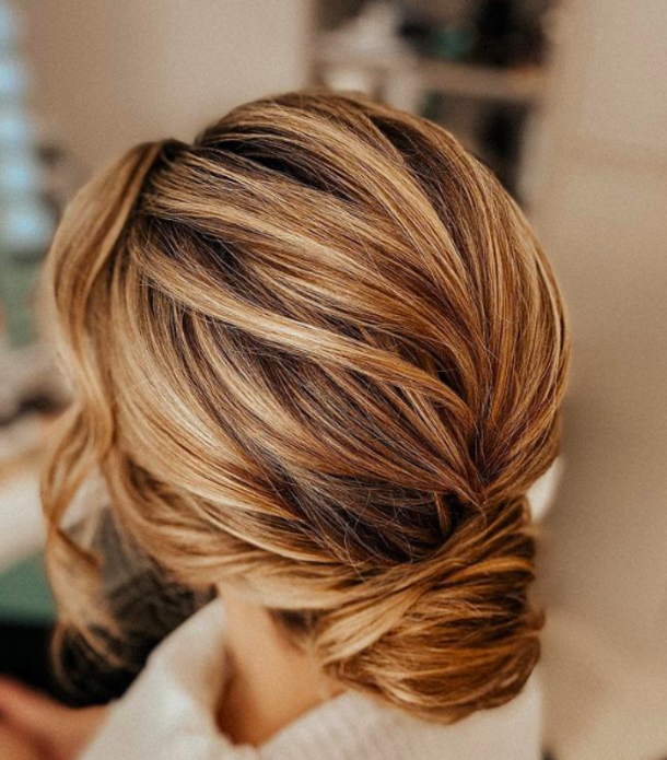 10 Short Hair Updos Perfect for a Professional Look at Work - picture 10