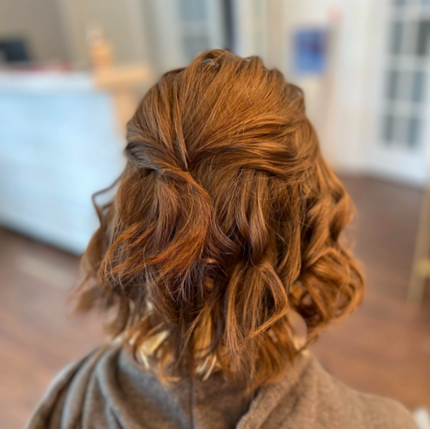10 Short Hair Updos Perfect for a Professional Look at Work - picture 3