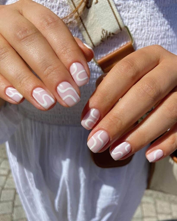 10 Short May Nail Ideas You Won't Be Able to Resist for 2023 - picture 4