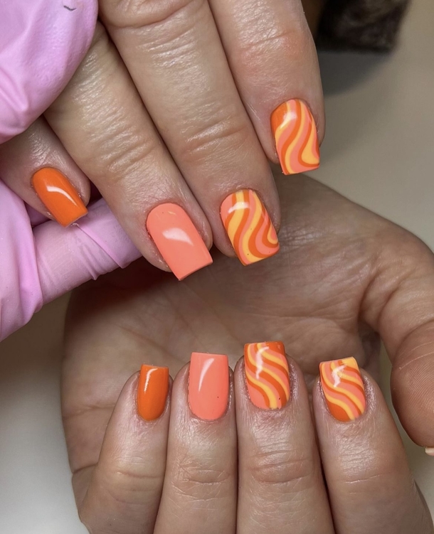 10 Sizzling And Fancy Summer Nails To Try In 2023 - picture 11