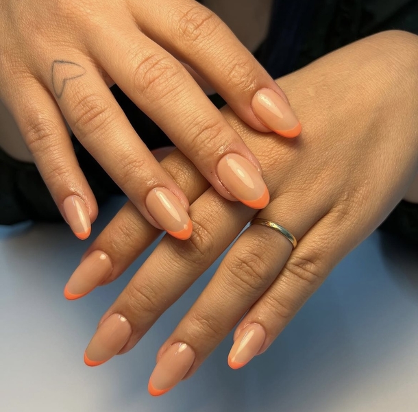 10 Sizzling And Fancy Summer Nails To Try In 2023 - picture 3