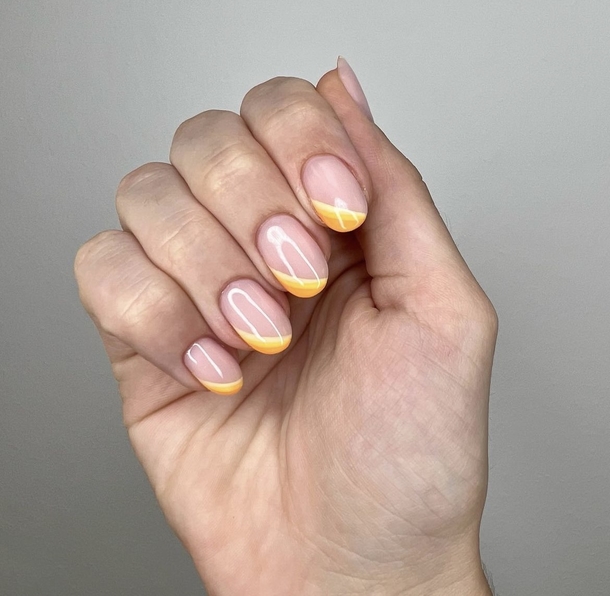 10 Sizzling And Fancy Summer Nails To Try In 2023 - picture 8