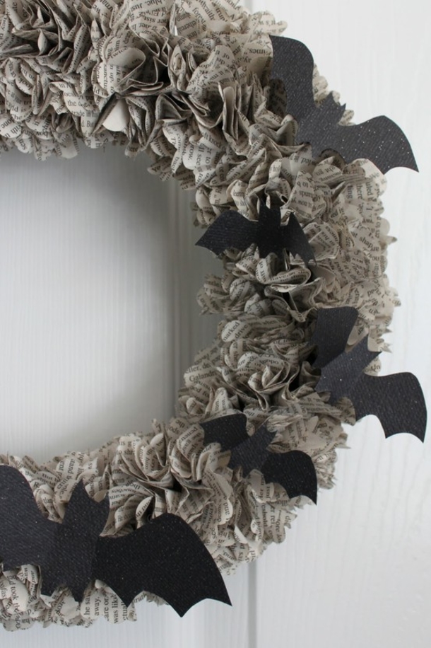 10 Spooky & Creative Halloween Wreaths - picture 12