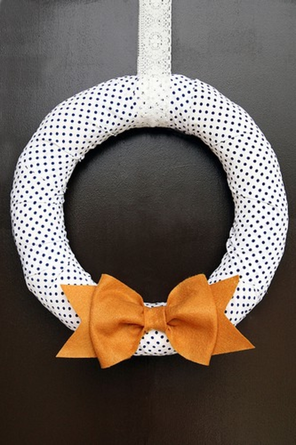10 Spooky & Creative Halloween Wreaths - picture 3