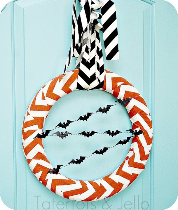 10 Spooky & Creative Halloween Wreaths - picture 7