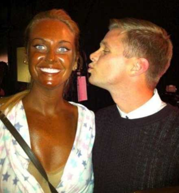 10 Spray Tans From Hell...What Were They Thinking? LOL - picture 11