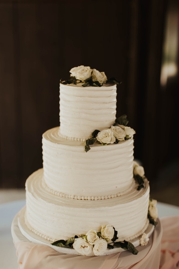 10 Stunning Wedding Cake Ideas & Designs - picture 10