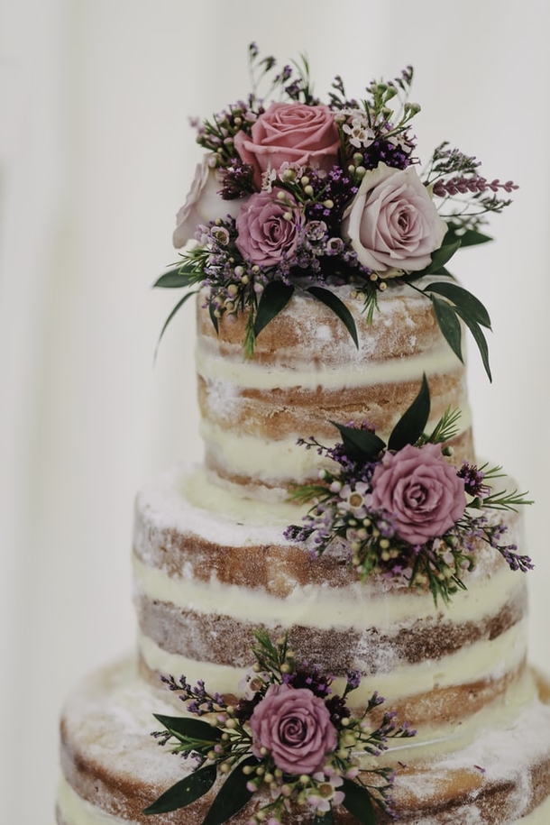 10 Stunning Wedding Cake Ideas & Designs - picture 4