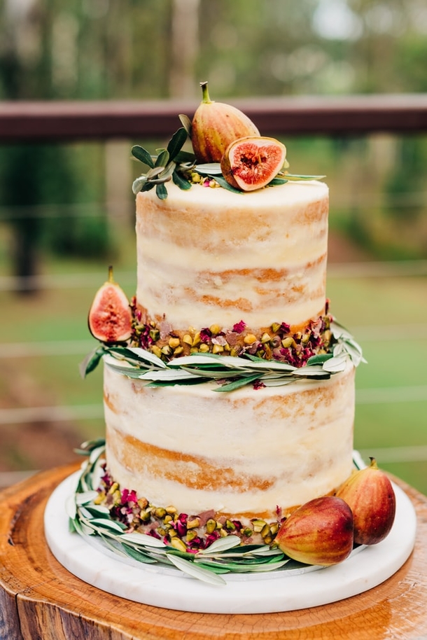 10 Stunning Wedding Cake Ideas & Designs - picture 8