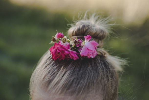 10 Stylish Hair Bun Looks For Women - picture 7
