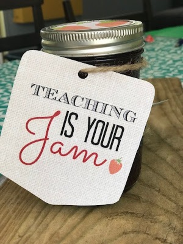 10 Thoughtful Teacher Appreciation Gifts Ideas - picture 8