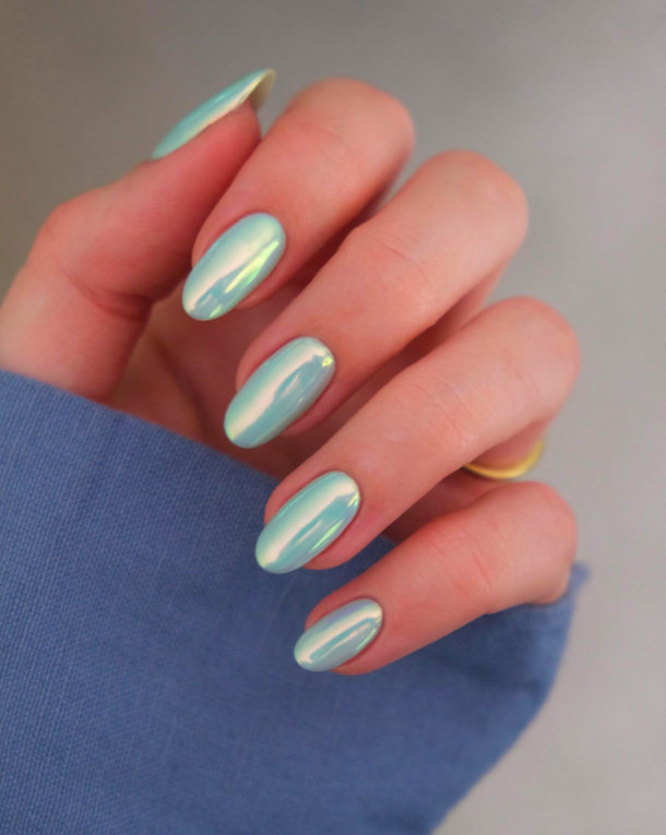 10 Top Notch Chrome Nail Designs That Are Trending! - picture 9