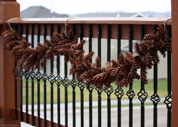 10 Top Pinecone Crafts For Christmas - picture 10