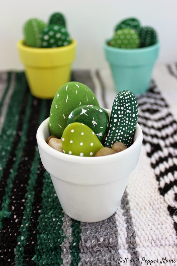 10 Unique DIY Pebbles Crafts To Try - picture 5