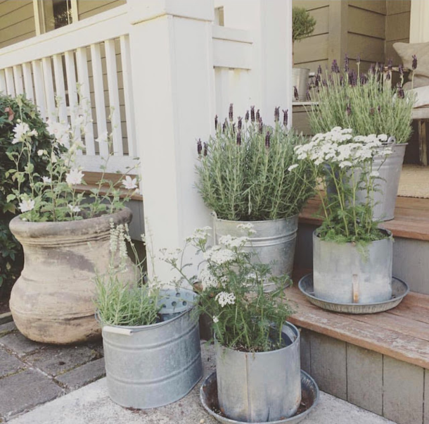 10 Unique Spring Porch Ideas For 2023 - picture 9