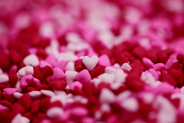 10 Valentine's Day Backgrounds And Wallpapers For 2020 - picture 3