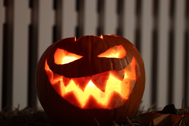 10 Very Spooky Jack O Lantern Ideas - picture 9