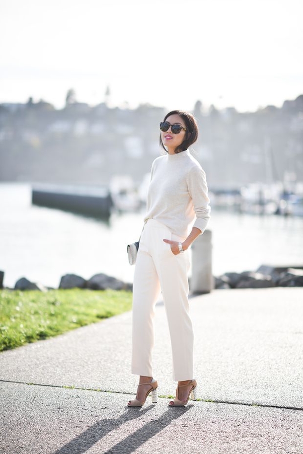 10+ Ways To Pull Off All White Outfits This Winter - picture 6