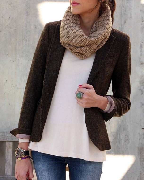10 Women's Scarf Outfit Ideas To Try This 2016 - picture 3