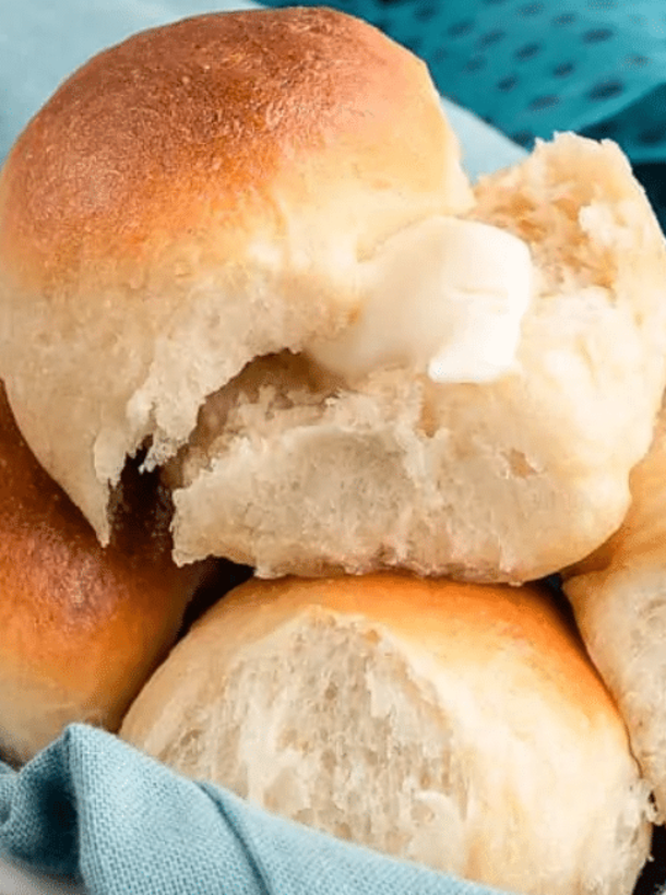 10 Yummy Dinner Rolls For Easter That Your Guests Will Love - picture 9