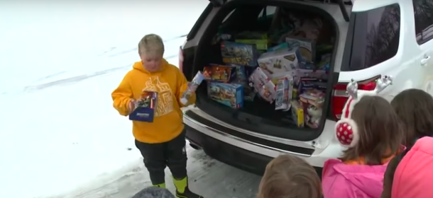 10-Year-Old Boy Makes Over $6000 Collecting Bottles and Cans, Decides To Buy Gifts For Sick Children - picture 2