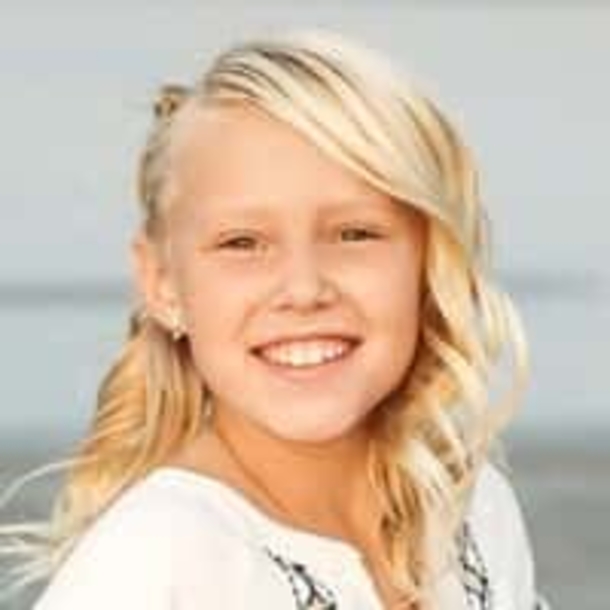 10-year-old girl passes away after rock crashes through car's windshield - picture 5
