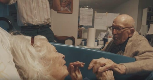 105-Year-Old Man Sees Wife To Celebrate 80th Anniversary, He Says 7 Words That Brought Me To Tears - picture 2