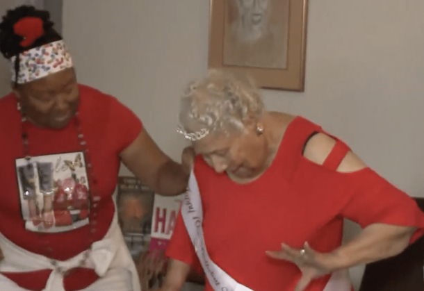 105-year-old Women celebrates her birthday by going on a dance spree along with her family - picture 3