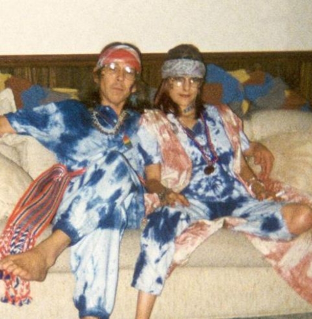 12 Weird Couples With Matching Outfits - picture 4