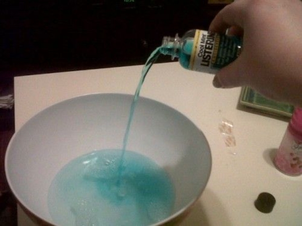 13 Clever Ways To Use Listerine That All Woman Should Be Aware Of - picture 2