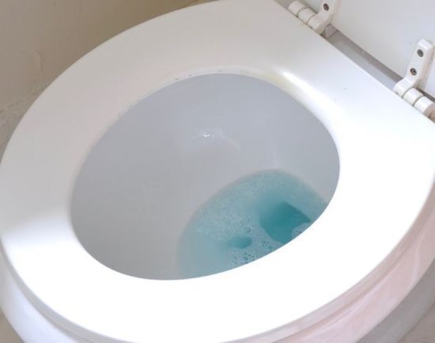 13 Clever Ways To Use Listerine That All Woman Should Be Aware Of - picture 3
