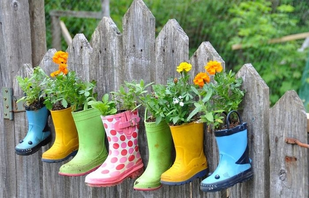 15 Backyard Fences That Take Backyards To A Whole New Level. #8 Is Just Amazing. - picture 15