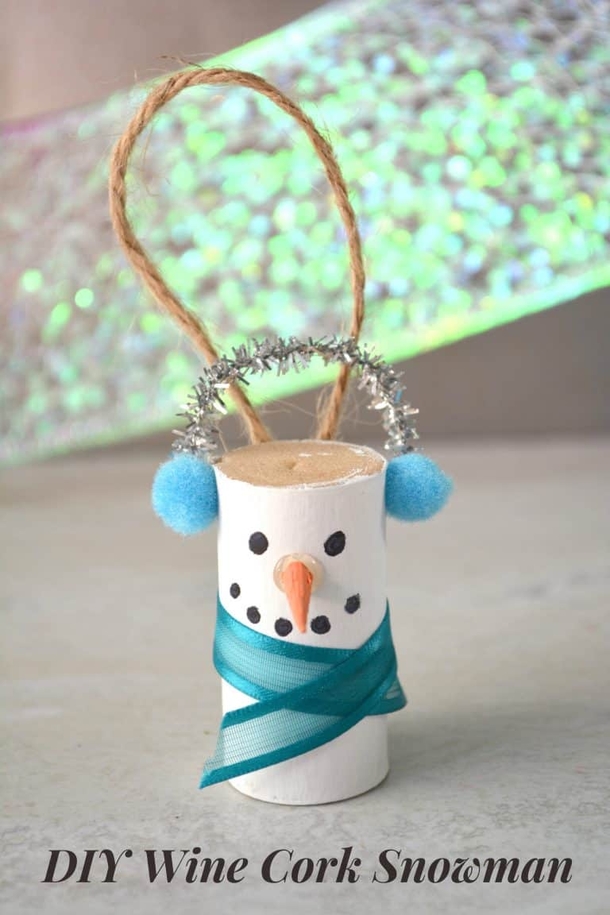 15+ Cute Christmas Ornaments To Make With Kids - picture 12