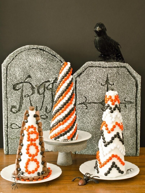 15+ Spooky Halloween Crafty Party Ideas - picture 13